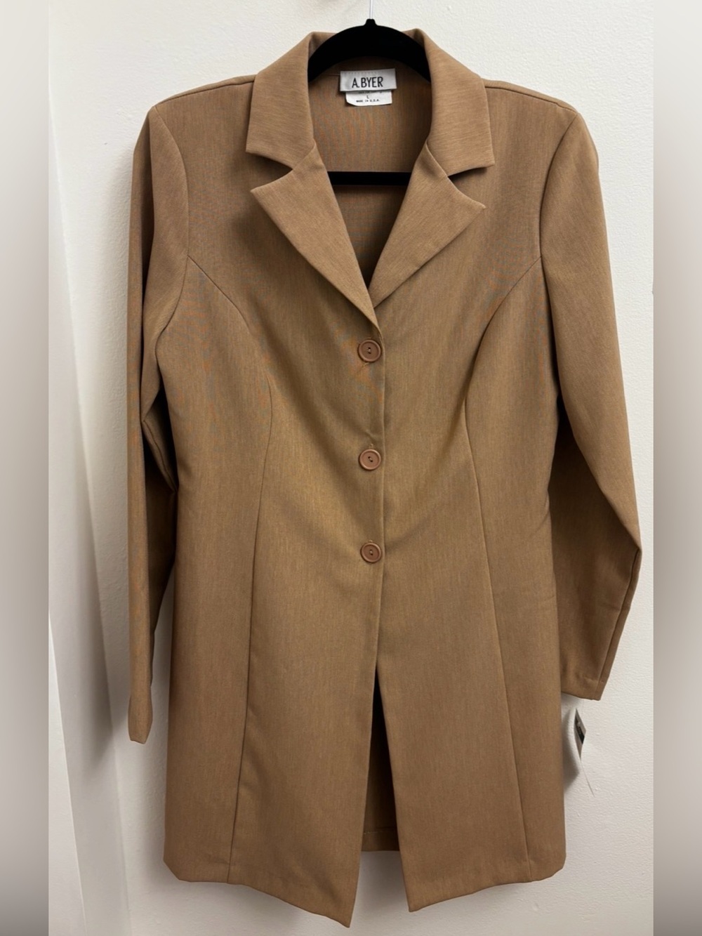 A. Byer Vintage Y2K NWT Women's Camel/Tan Tailored Long Blazer Large 3 Button
